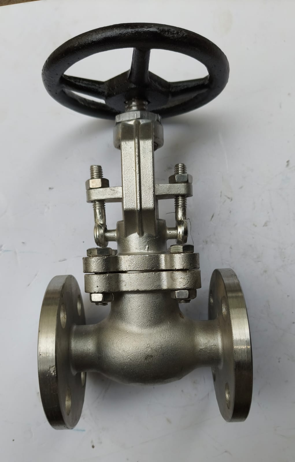 Globe Valve — Flanged globe